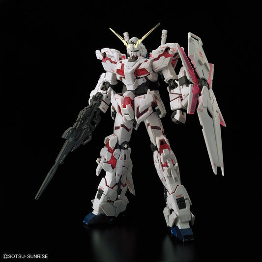 BANDAI Model Kit Gundam - RG 1/144 - Unicorn Gundam (Campaign) - 13cm