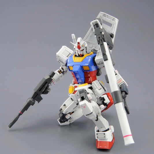 Bandai MG 1/100 No.172 RX-78-2 Gundam Ver.3.0 - Kidultverse