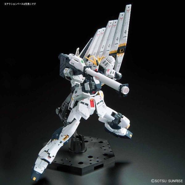 Bandai RG 1/144 No.032 RX-93 Nu Gundam - Kidultverse