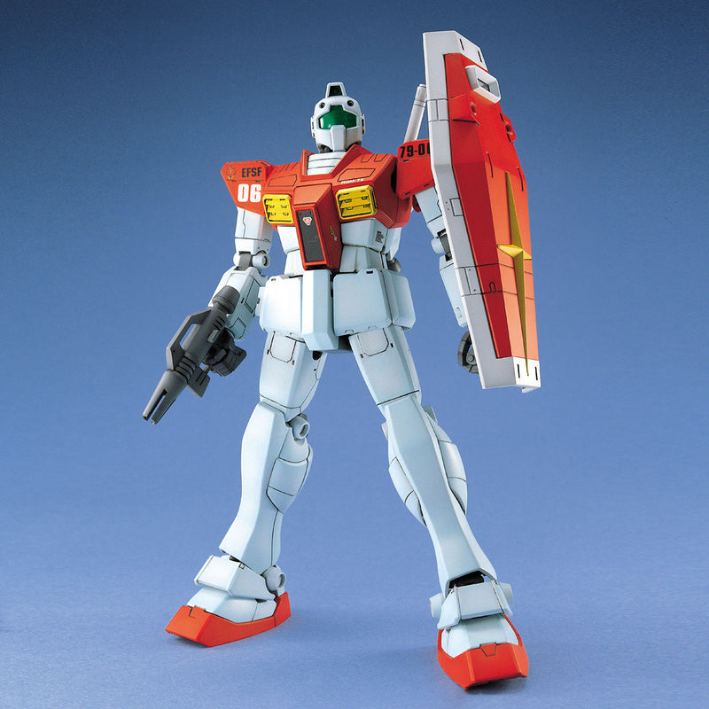 Bandai MG 1/100 No.017 RGM-79 GM - Kidultverse
