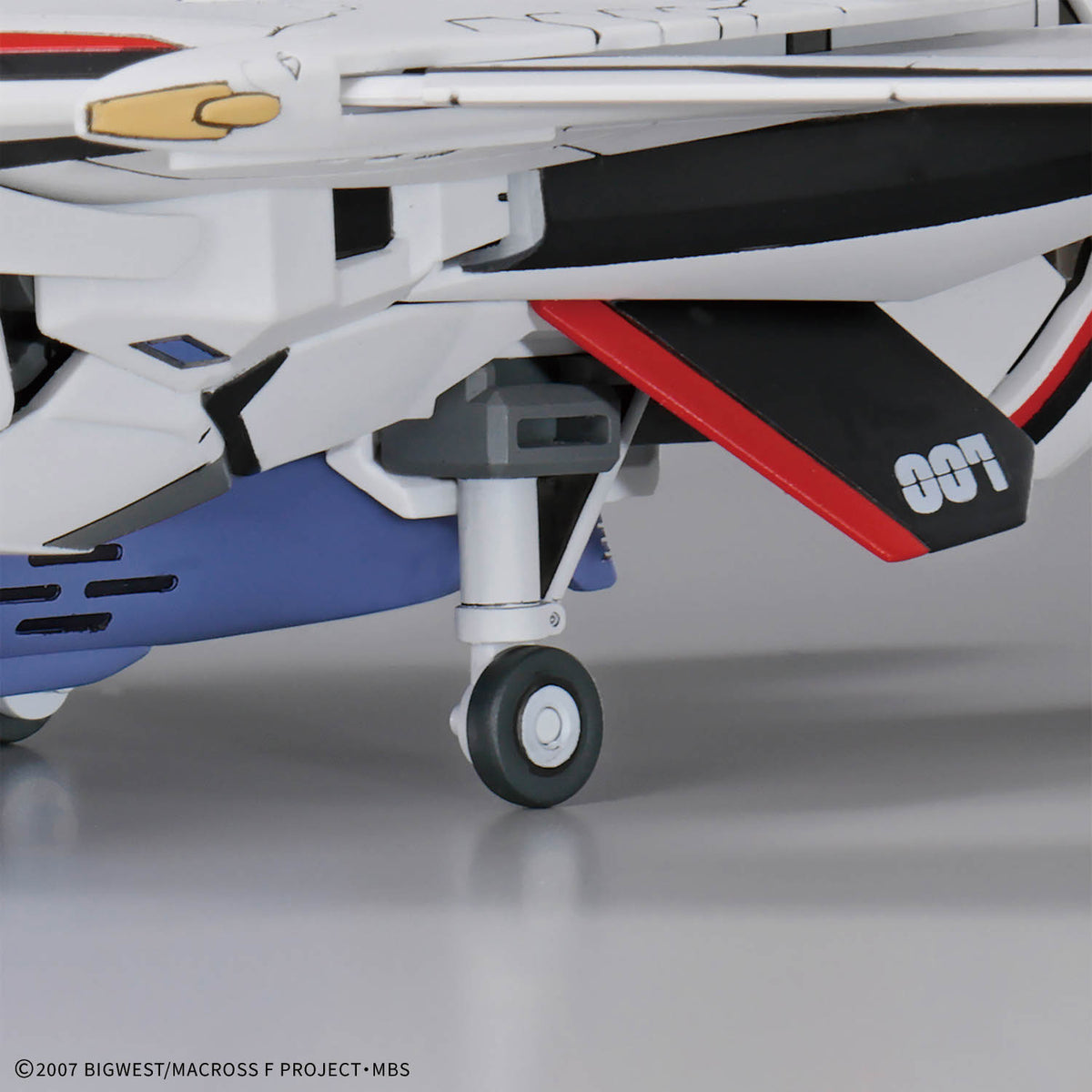 Bandai HG 1/100 Macross VF-25F Messiah Valkyrie Alto Saotome Use - Kidultverse