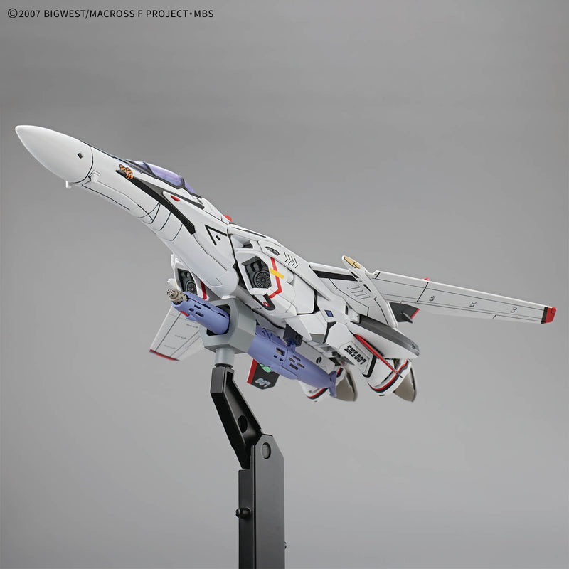 Bandai HG 1/100 Macross VF-25F Messiah Valkyrie Alto Saotome Use - Kidultverse