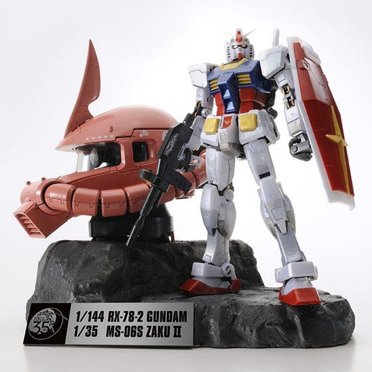RG 1/144 RX-78-2 Gundam & 1/35 MS-06S Char's Zaku II Head [Premium Ver.] (P-Bandai)