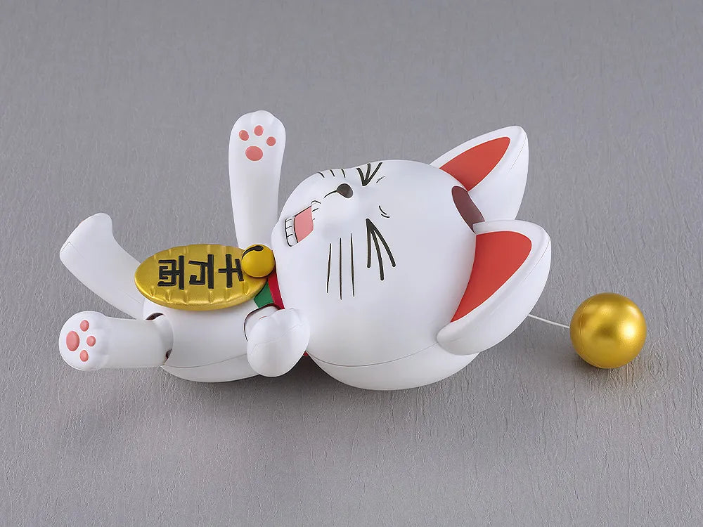 Dan DaDan: Plamax: Turbo Granny [Beckoning Cat]