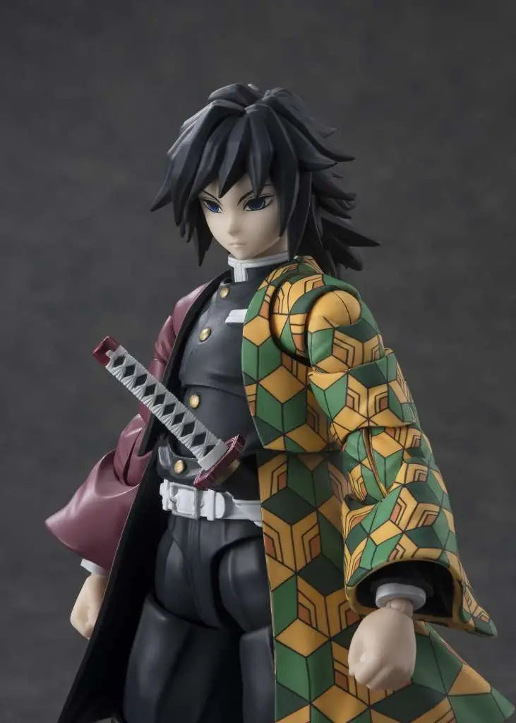 Demon Slayer: S.H.Figuarts Giyu Tomioka