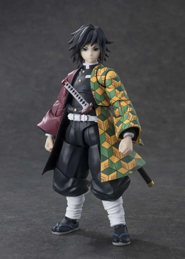 Demon Slayer: S.H.Figuarts Giyu Tomioka