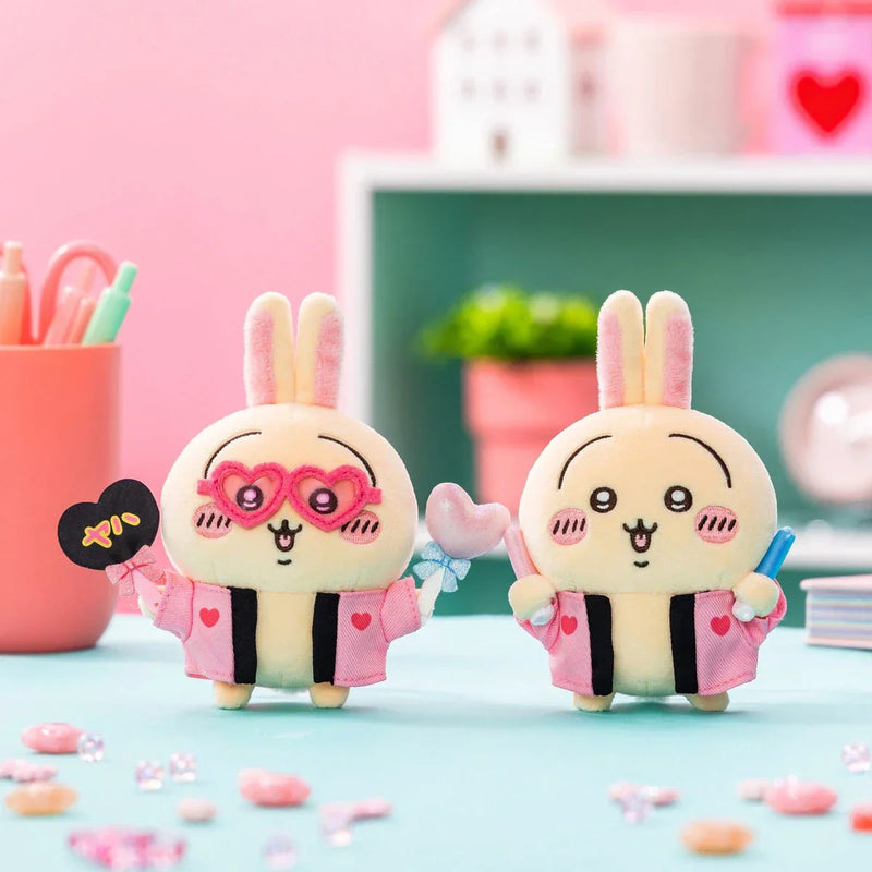 API Chiikawa: Otakatsu Plush Mascot Keychain: Usagi (Uchiwa) - Kidultverse