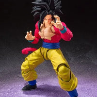 Dragon Ball GT: S.H.Figuarts Super Saiyan 4 Son Goku – full-length action pose on dark backdrop