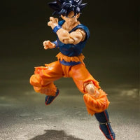 Bandai Dragon Ball Super: S.H.Figuarts Son Goku Ultra Instinct [Sign] - Kidultverse