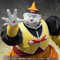 Dragon Ball Z: S.H.Figuarts Android 19 – close-up of hand raised with red eye
