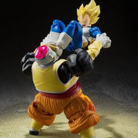 Dragon Ball Z: S.H.Figuarts Android 19 – action pose gripping Android 19 from behind