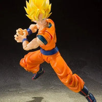 Dragon Ball Z: S.H.Figuarts Super Saiyan Full Power Son Goku – dynamic action pose mid-jump