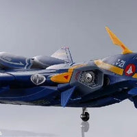 DX Chogokin YF-21 – side view with landing gear down