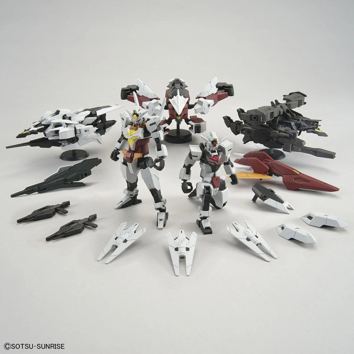 Bandai HGBD:R 1/144 The Gundam Base Limited Core Gundam & Core Gundam II Core Change Set [Real Type Color] - Kidultverse