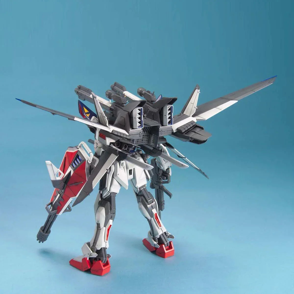 Bandai MG 1/100 No.104 GAT-X105E+AQM/E-M1 Strike E + I.W.S.P. [Lukas O'Donnell Custom] - Kidultverse