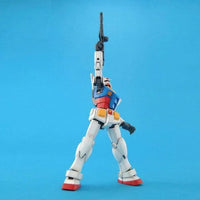 MG 1/100 No.111 RX-78-2 Gundam Ver.2.0 – rear view with rifle raised overhead