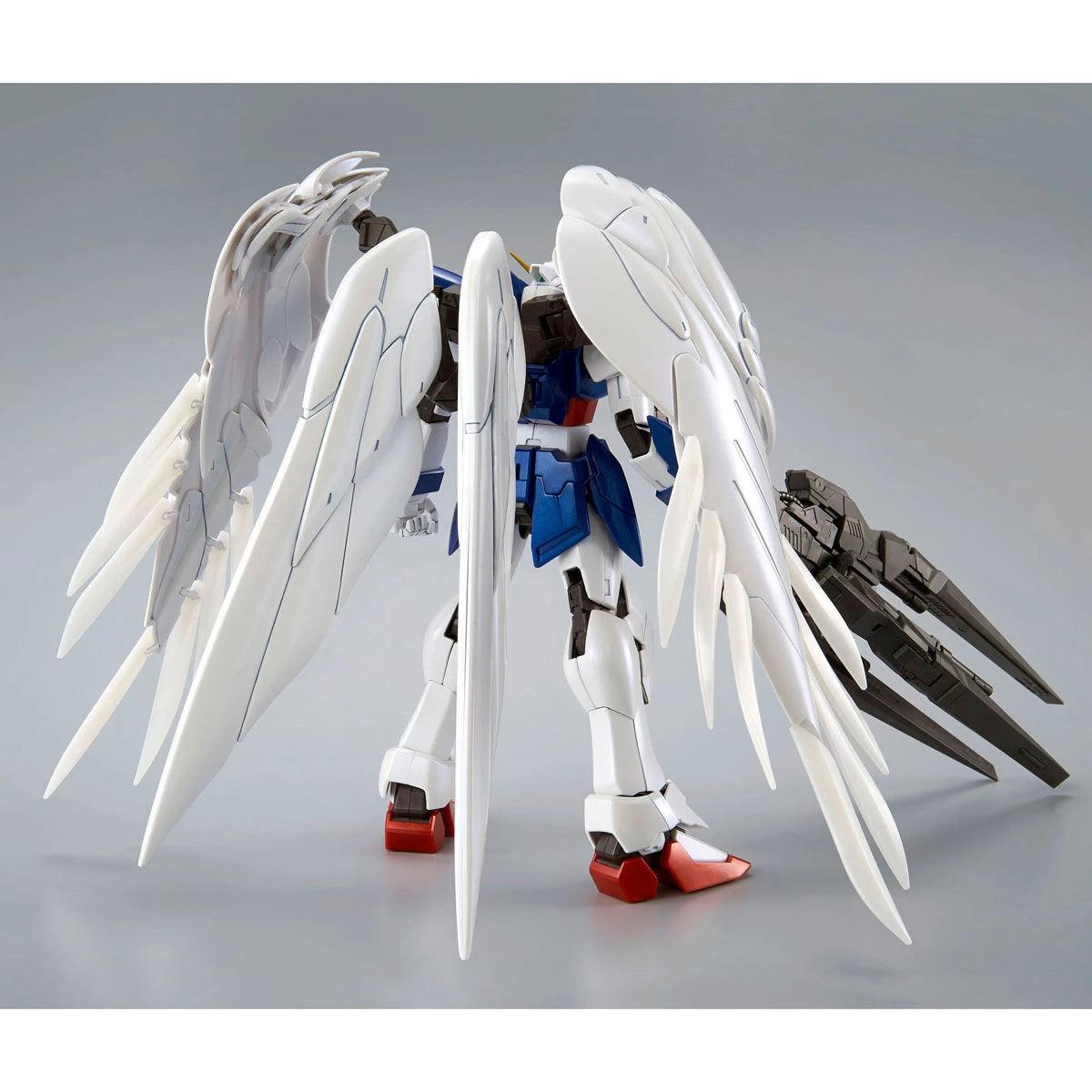 Bandai MG 1/100 XXXG-00W0 Wing Gundam EW & Drei Zwerg [Special Coating] (P-Bandai) - Kidultverse