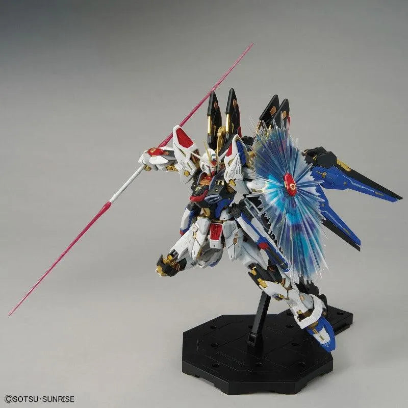 Bandai MGEX 1/100 No.02 ZGMF-X20A Strike Freedom Gundam - Kidultverse
