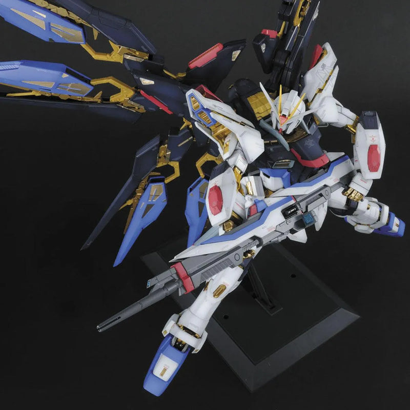 Bandai PG 1/60 No.14 ZGMF-X20A Strike Freedom Gundam - Kidultverse