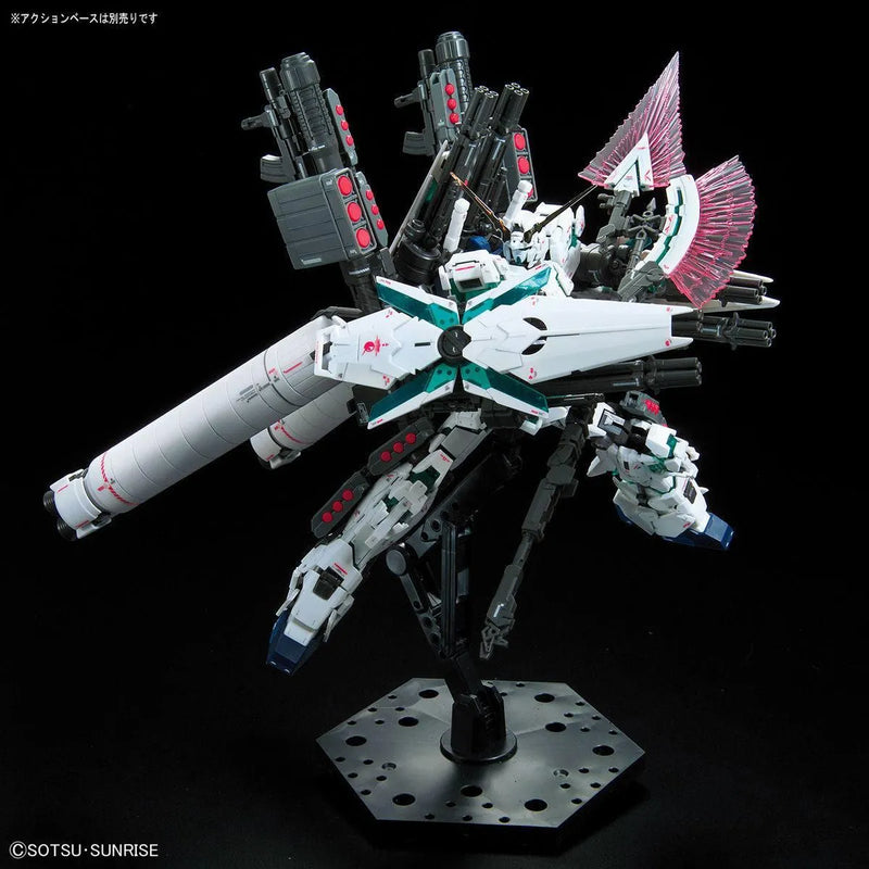 Bandai RG 1/144 No.030 RX-0 Full Armor Unicorn Gundam - Kidultverse