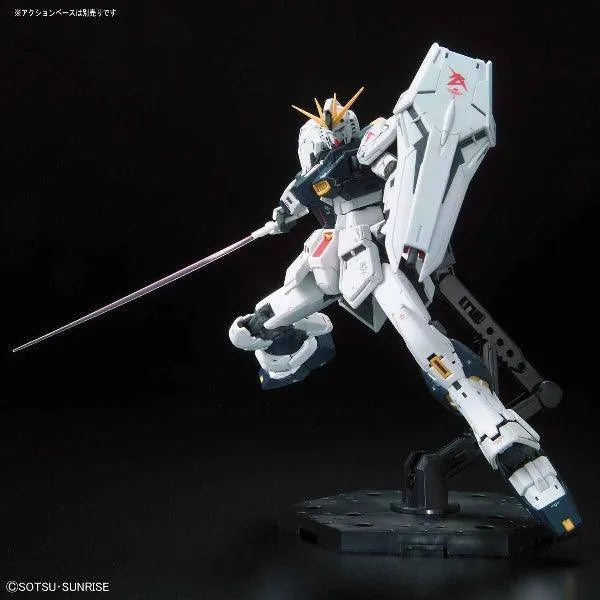Bandai RG 1/144 No.032 RX-93 Nu Gundam - Kidultverse