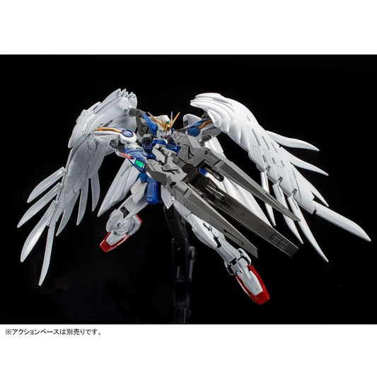 Bandai RG 1/144 Wing Gundam Zero EW & Drei Zwerg [Titanium Finish] (P-Bandai) - Kidultverse