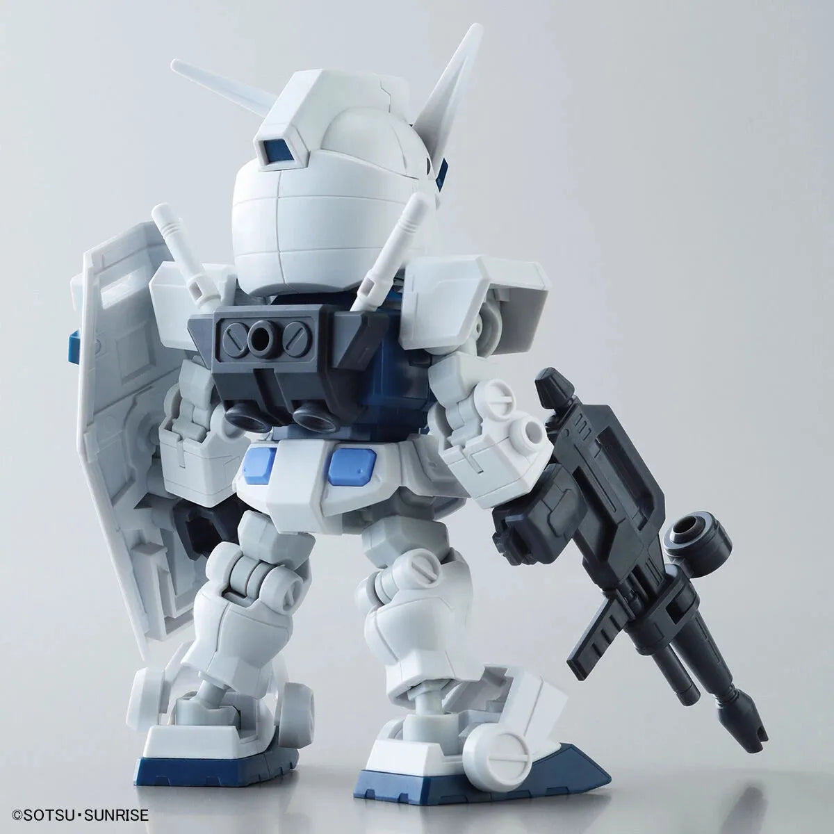 Bandai SD Gundam Cross Silhouette: The Gundam Base Limited RX-78-2 Gundam CS Frame Ver. [The Gundam Base Color] - Kidultverse