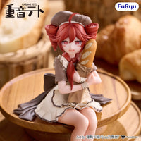Kasane Teto: Noodle Stopper: Baguette – the figure seated on the wooden display base with a baguette