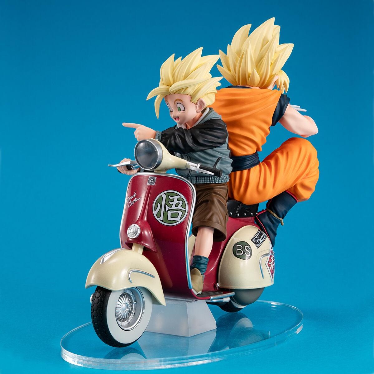 Mega House Desktop Real McCoy EX: Dragon Ball Z: Super Saiyan Goku, Gohan & Motorbike - Kidultverse