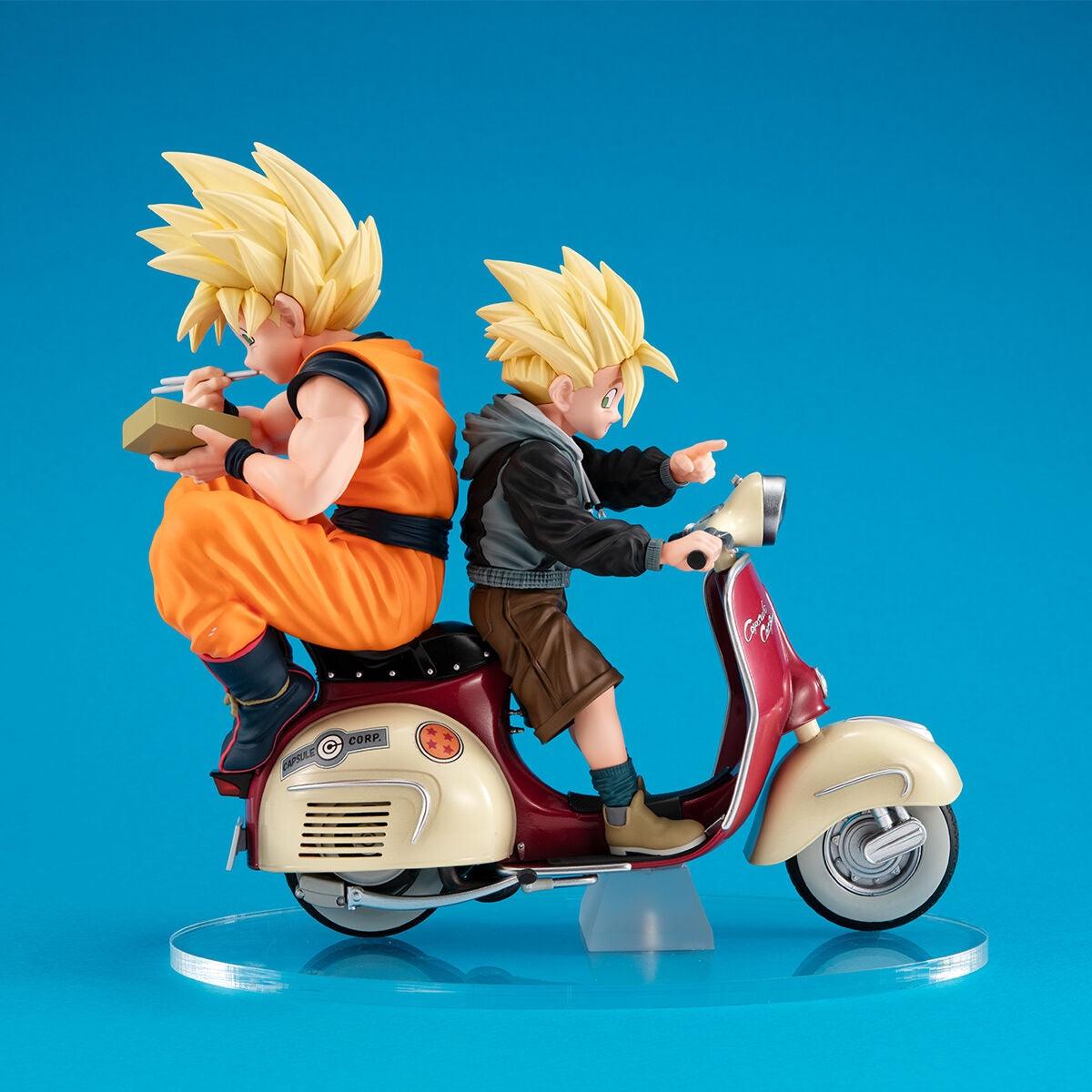 Mega House Desktop Real McCoy EX: Dragon Ball Z: Super Saiyan Goku, Gohan & Motorbike - Kidultverse