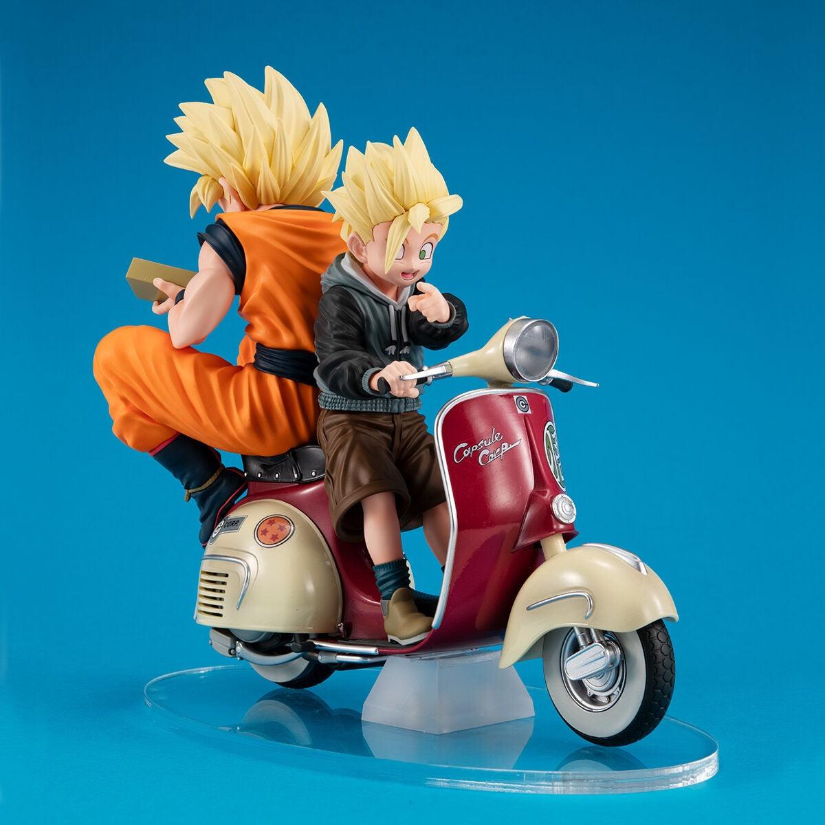 Mega House Desktop Real McCoy EX: Dragon Ball Z: Super Saiyan Goku, Gohan & Motorbike - Kidultverse