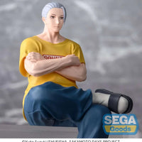 PM Perching Figure: Taro Sakamoto Serious Ver. – front view, arms crossed, seated on ledge