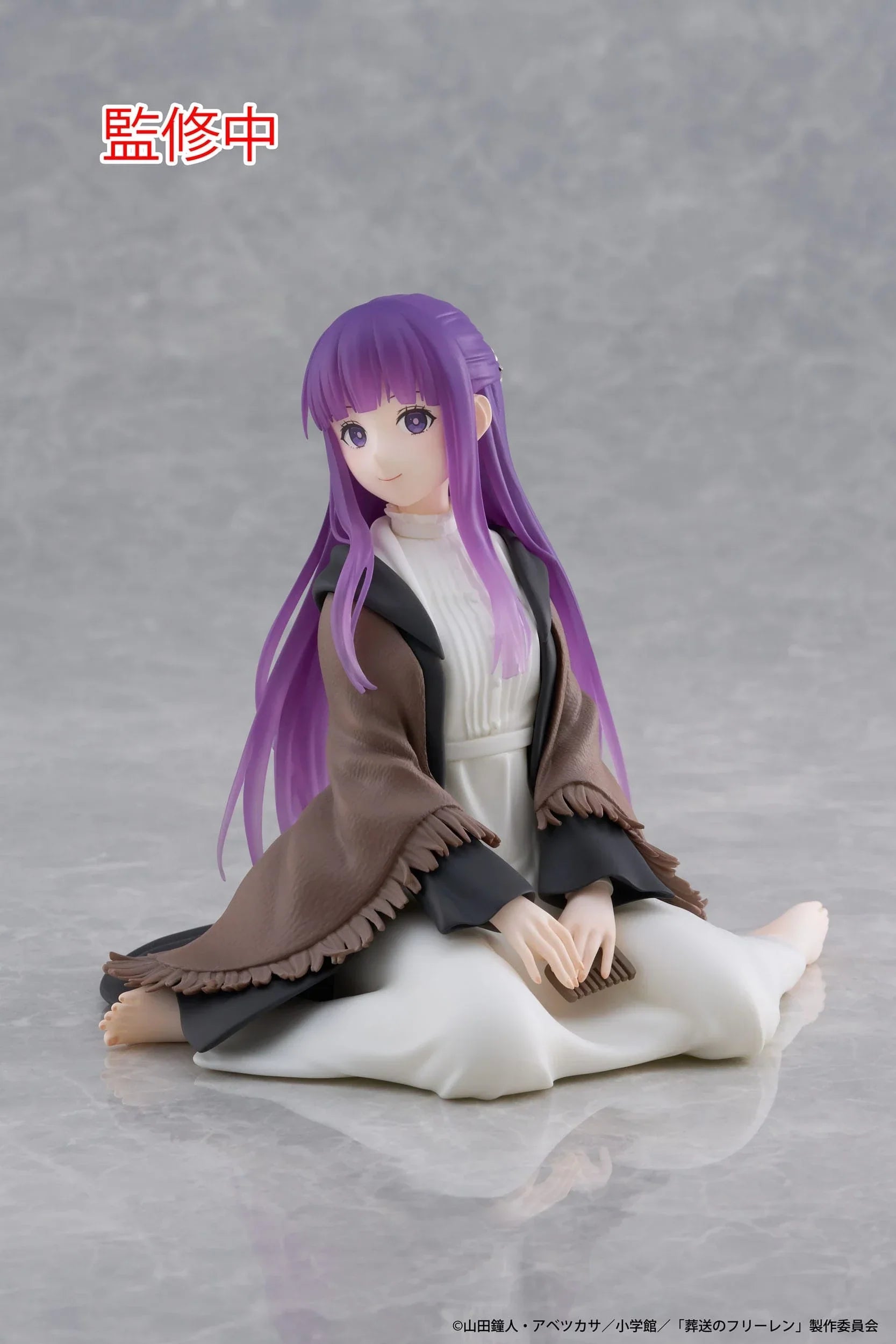 Taito Frieren: Beyond Journey's End: Desktop Cute Figure: Fern - Kidultverse