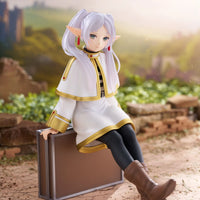 Taito Frieren: Beyond Journey's End: Desktop Cute Figure: Frieren Trunk Case Ver. - Kidultverse