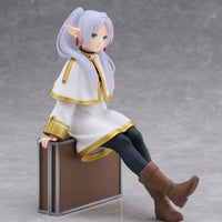 Taito Frieren: Beyond Journey's End: Desktop Cute Figure: Frieren Trunk Case Ver. - Kidultverse